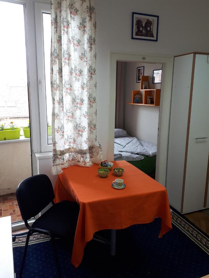 Apartament cozy hikers flat Belgrad Zewnętrze zdjęcie